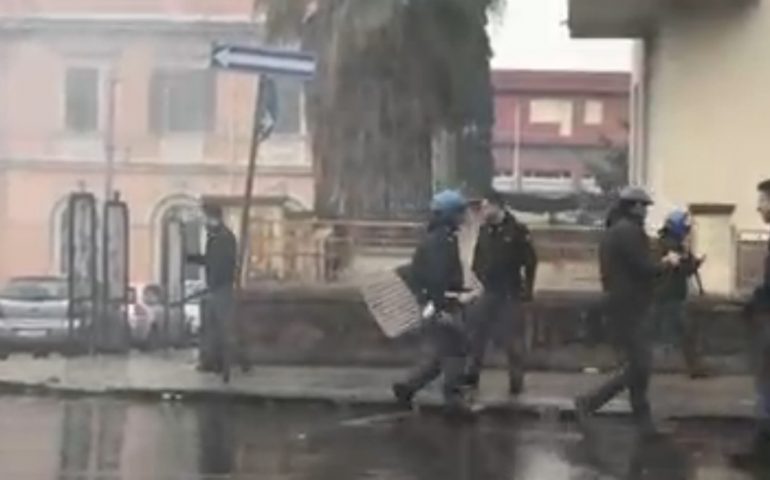 Sassari: scontri ultrà prima dell'amichevole del Cagliari