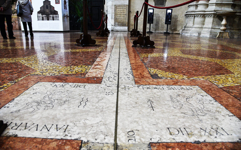 Lo sapevate? Nella Basilica di San Petronio c’è la meridiana più lunga del mondo