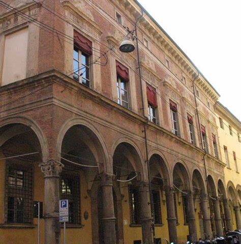 Palazzo Ghisilardi Fava, un gioiello medievale nel cuore di Bologna