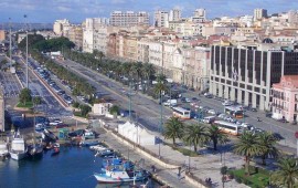 Cagliari - veduta sul porto