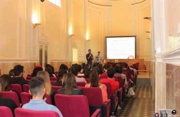 Luca Usai durante la presentazione del progetto