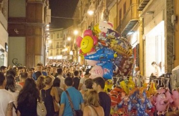 Una foto di Cagliari durante Notti Colorate