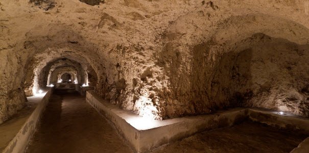 Leggende cagliaritane. I lamenti dei fantasmi che giungono dal sottosuolo di Castello