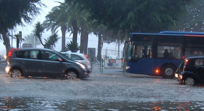 Nuova allerta meteo: scuole chiuse a Cagliari