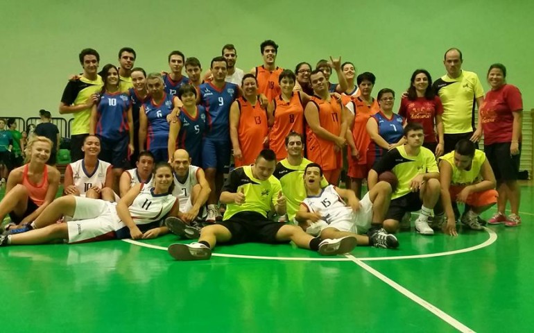 Studenti Erasmus e atleti Special Olympics sono scesi in campo ancora una volta per l’inclusione sociale