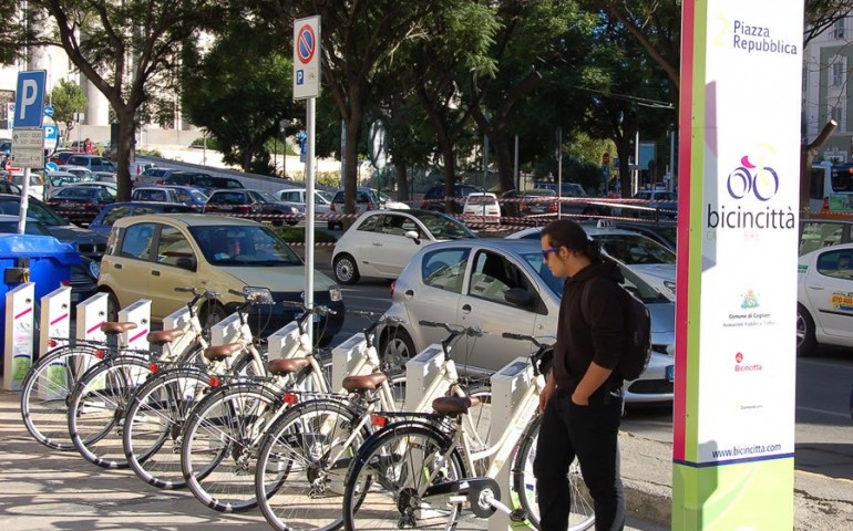 Bike e car sharing e piste ciclabili: in Sardegna cresce la mobilità verde