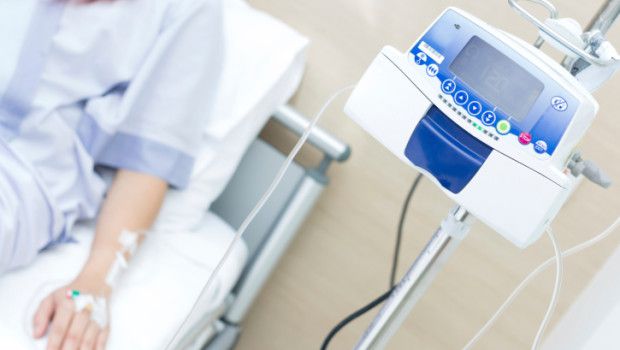 Sbagliano clamorosamente la dose di chemioterapia, muore una donna. Condannati i medici a 4 anni di carcere