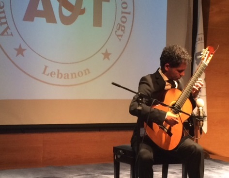 Grande successo per il chitarrista sardo Simone Onnis in tour in Libano