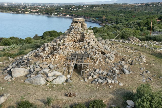 Leggende cagliaritane. Mughaid, La Capitana e il tesoro del nuraghe Diana