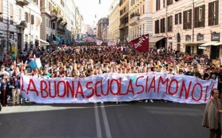 Sciopero contro la “cattiva scuola” di Renzi. Domani presidio anche a Cagliari