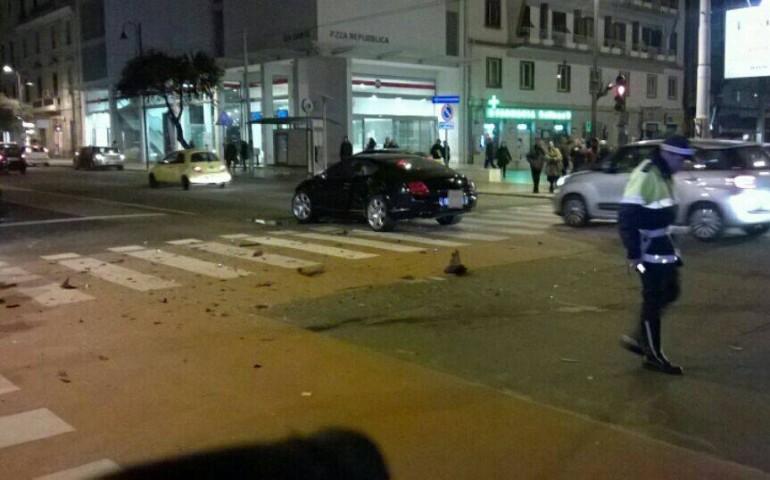 Incidente con rissa a Cagliari. Ferite quattro persone