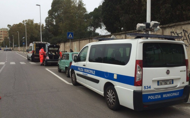 Incidente in Via Cadello. Coinvolta una donna incinta