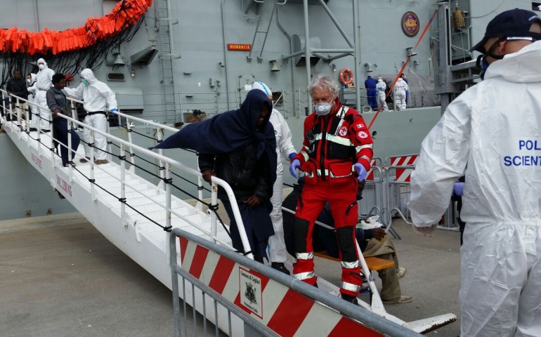 Migranti: ricollocati nella Penisola i primi 39 richiedenti asilo eritrei