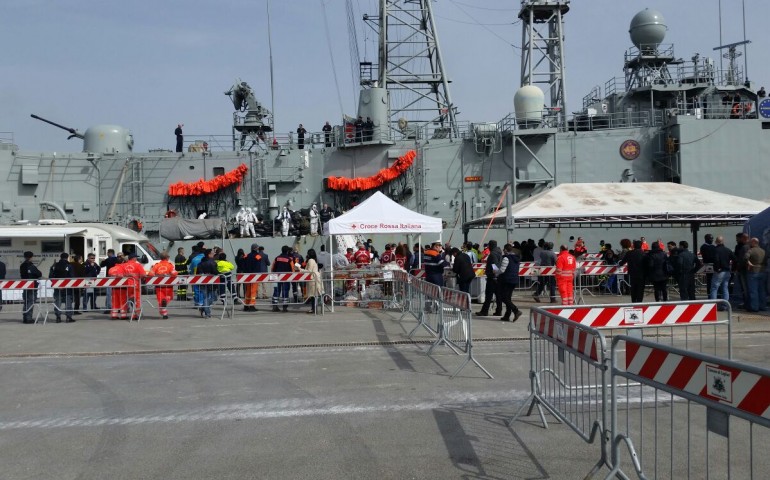 Sbarco dei migranti a Cagliari, arrestati i tre presunti scafisti