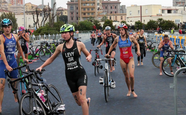 Il Campionato del mondo di triathlon a Cagliari (foto Alessandro Pigliacampo)