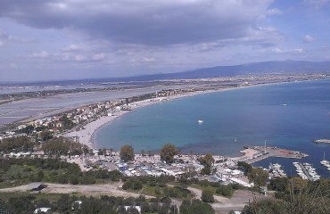 Il Poetto e Marina Piccola (foto Wikipedia)