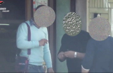 Alcune persone indagate, da un video dei carabinieri