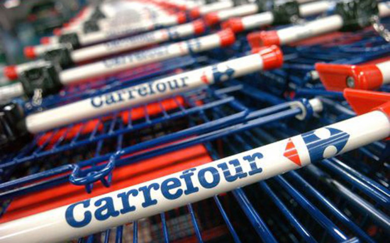 Apertura 24 ore: vietato imporre di non farlo. Pareri a confronto sull’iniziativa del Carrefour