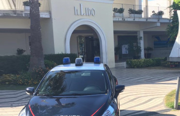 I carabinieri davanti al Lido