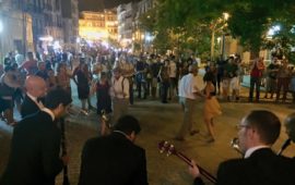 Danze e musica swing in corso Vittorio Emanuele II