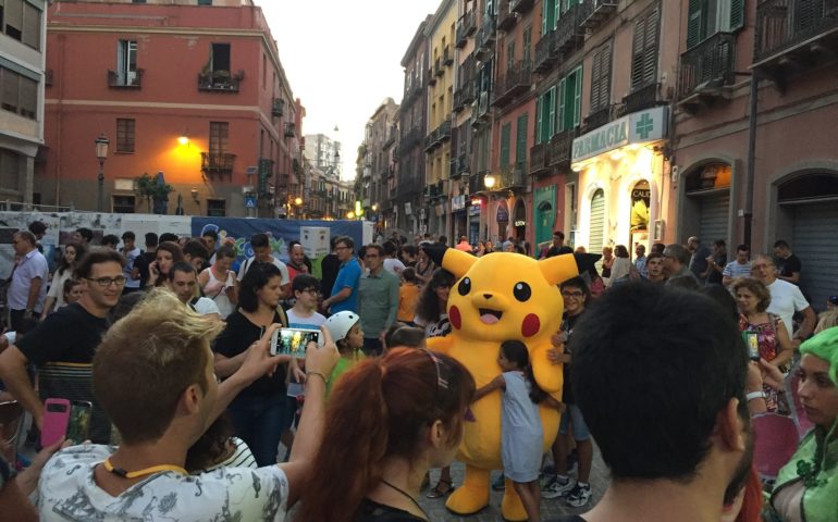 Il raduno Pokémon GO in corso Vittorio Emanuele II (foto S.Cortis)