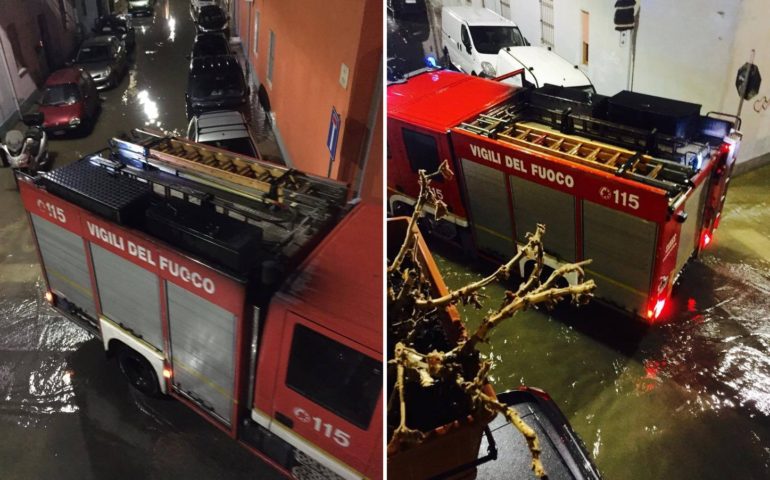 Strade inondate nel cuore della notte, centralino dei Vigili del Fuoco in tilt