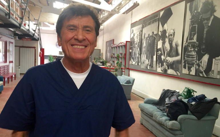 Gianni Morandi è “Dott. Pietro” nella fiction targata Sardegna