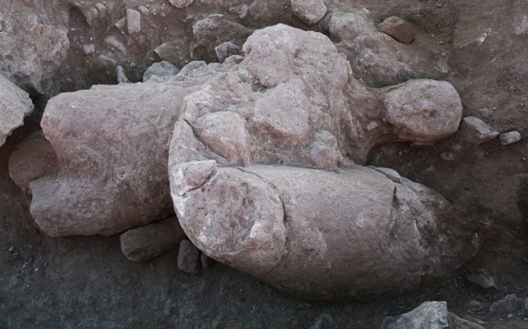 I giganti dalla parte dei terremotati: il sito archeologico di Mont’e Prama apre le porte ai visitatori nel segno della solidarietà per le popolazioni colpite