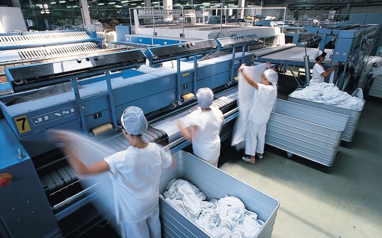Vertenza Clea, 150 lavoratrici a rischio. Si mobilitano l’assessore Piras, Confartigianato e Sindacati