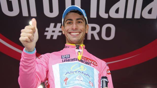 Il Giro d’Italia numero 100 prenderà il via il 5 maggio 2017 da Alghero, con la prima di tre tappe in Sardegna