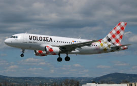 volotea_airbus_a319-112_ei-fmt