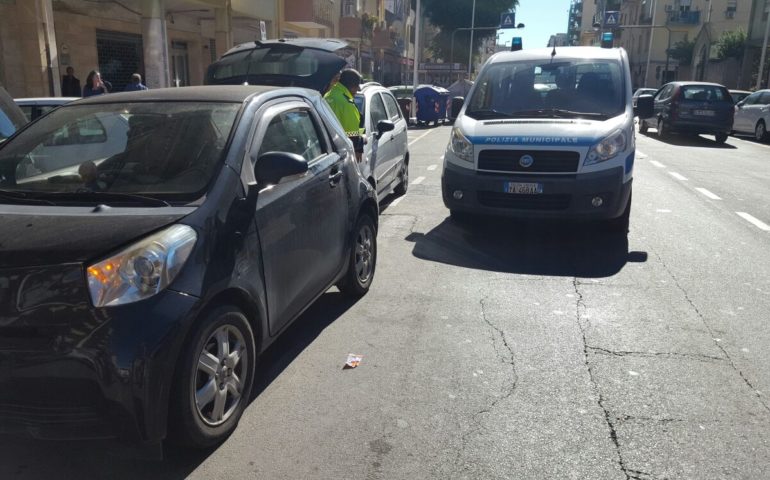 Ubriaco contromano e senza assicurazione scatena il panico in via Sant’Avendrace