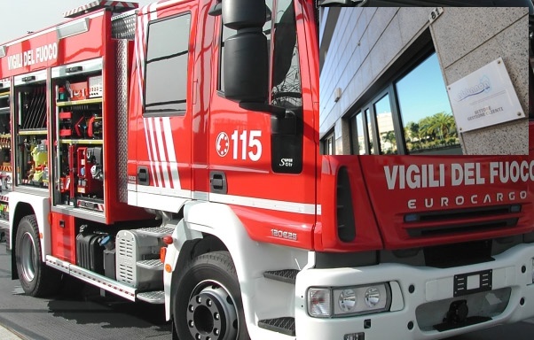 vigili del fuoco incendio