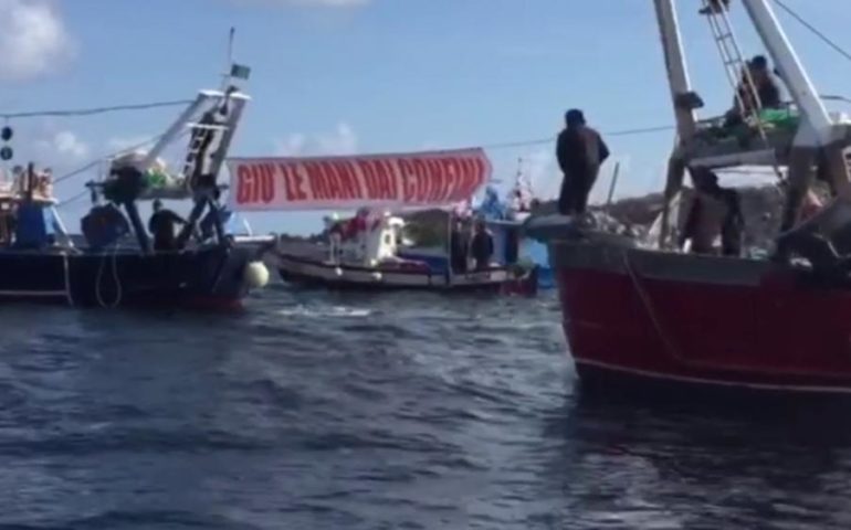 La protesta si ferma ma solo per qualche ora. I pescatori di Marceddì pronti a nuove azioni se da Roma non dovessero arrivare segnali