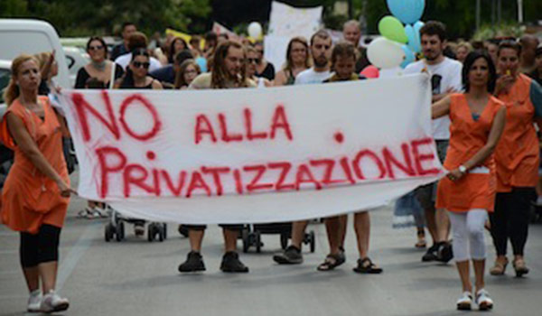 Privatizzazione di Poste Italiane: a rischio 750 buste paga. Maxi protesta in Regione