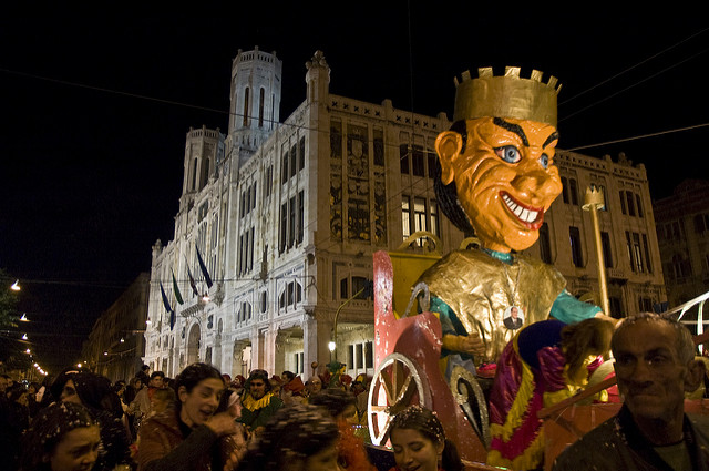 C’è voglia di Canciofali, Cagliari rivuole il suo vecchio carnevale: il libro di Gianfranco Carboni riaccende la polemica