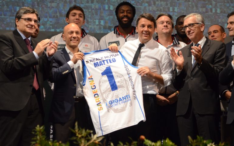 Renzi saluta la Sardegna passando da Sassari: lodi per la Terna e la Dinamo