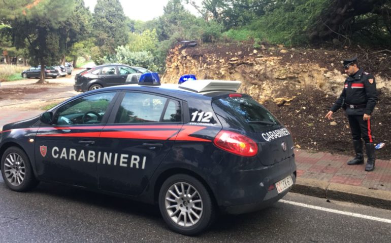 Anziana scippata in via Milano finisce al Pronto Soccorso