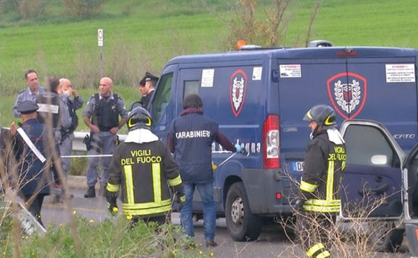 Rapina di Serrenti sulla 131, gli uomini fermati scelgono il silenzio