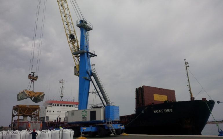Comitato portuale, a Cagliari ridotte le tasse di ancoraggio per un milione di euro