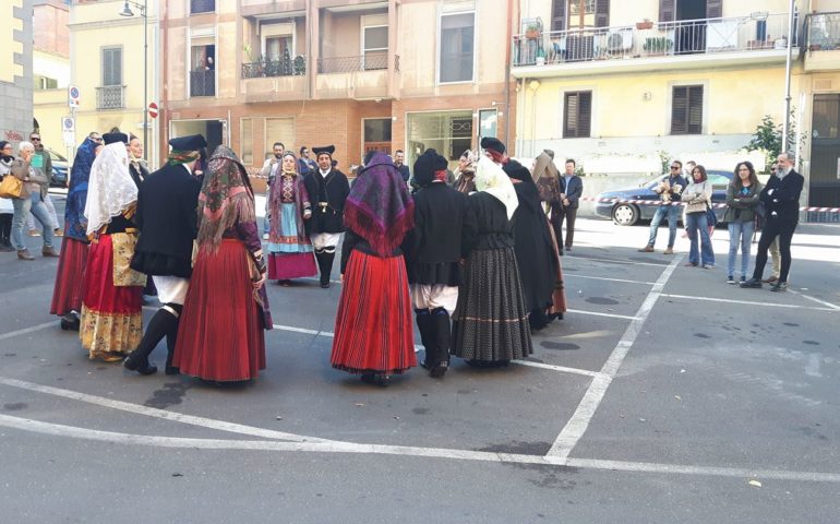 Villanova incontra la tradizione con i balli campidanesi del Gruppo Folk di Selargius