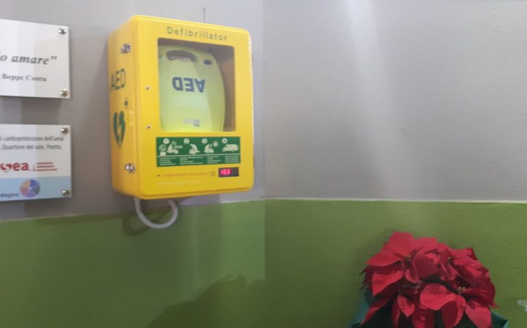 Inaugurata al Quartiere del Sole la prima postazione salvavita dotata di defibrillatore