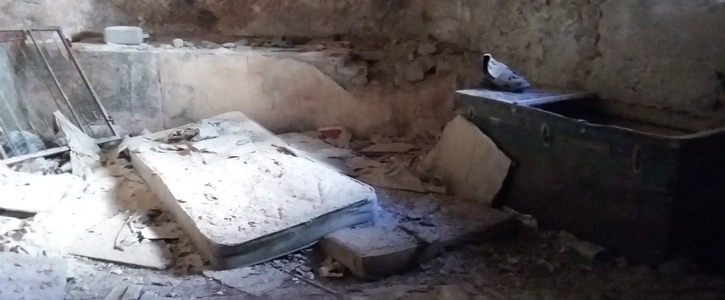 La necropoli di Tuvixeddu trasformata in immondezzaio. Una campagna per salvaguardarla