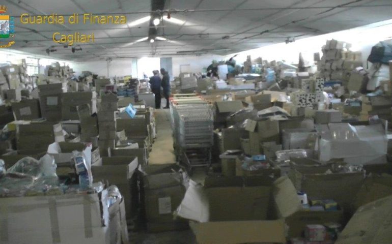 Natale sicuro in Sardegna. Le Fiamme gialle sequestrano oltre 4 milioni di prodotti contraffatti e non sicuri