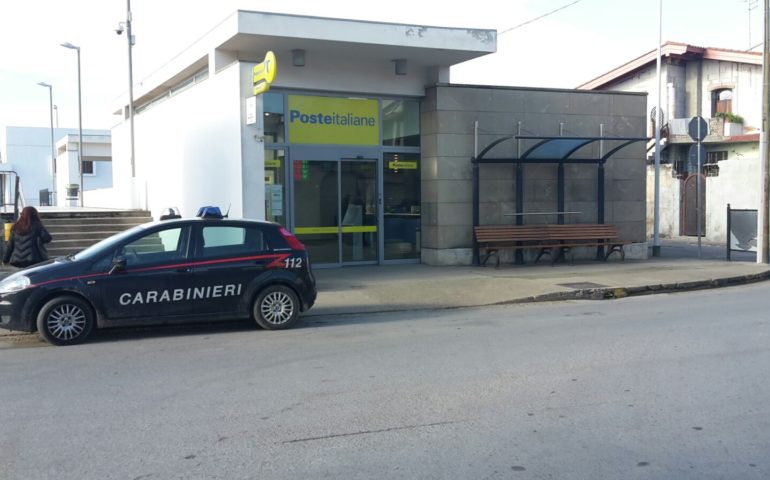 Samassi. Rapina all’ufficio postale con fucile: 700 euro rubati
