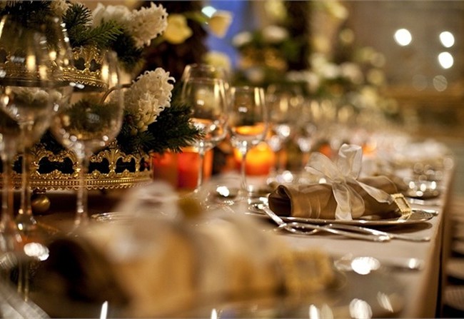 Cena di Capodanno in Sardegna: Tutti a tavola con le pietanze della tradizione locale.