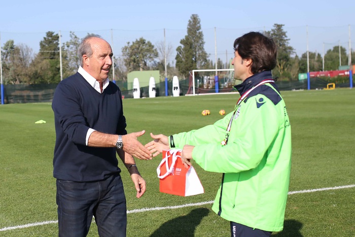 Ventura fa visita al Cagliari: “Un piacere ritornare qui ad Asseminello. Mi sembra di essere a casa”