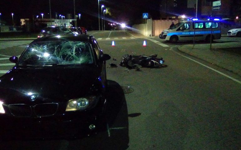Cagliari, Bmw contro scooter, grave uno dei due motociclisti ma non è in pericolo di vita