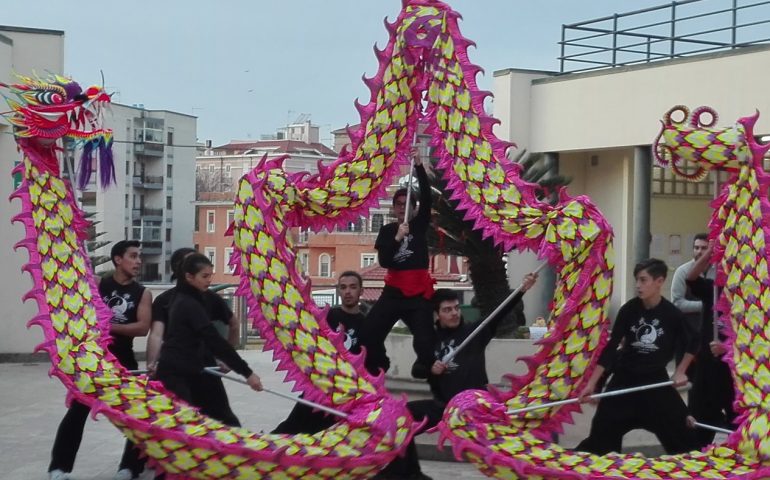 Il 2017 sarà l’Anno del Gallo. All’Università di Cagliari si festeggia il Capodanno cinese