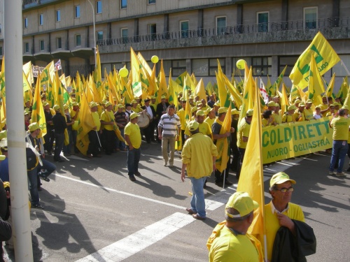 Crisi delle campagne e impegni disattesi, Coldiretti di nuovo in piazza contro la Regione